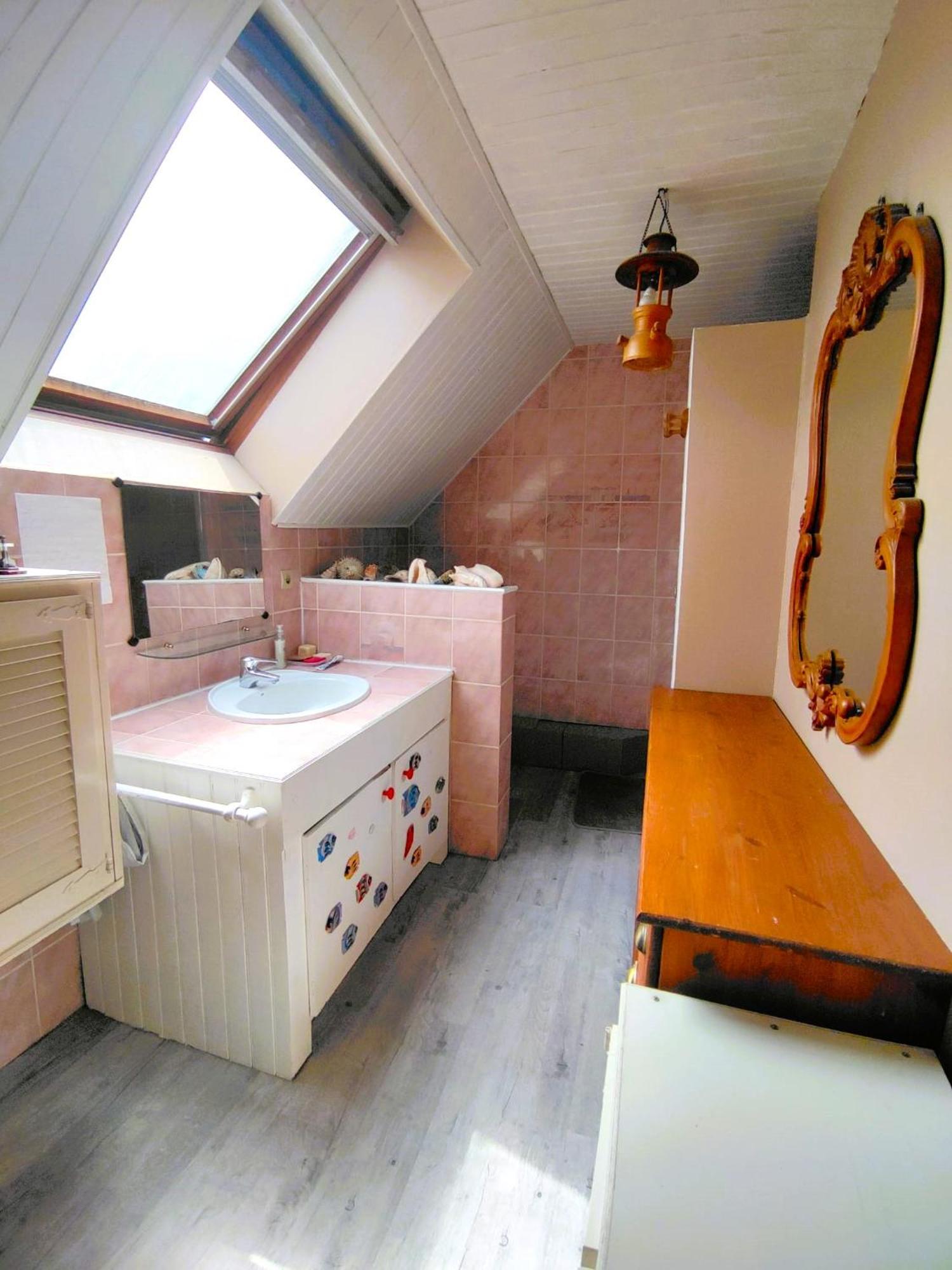 Spacious For Rent In Le Pecq