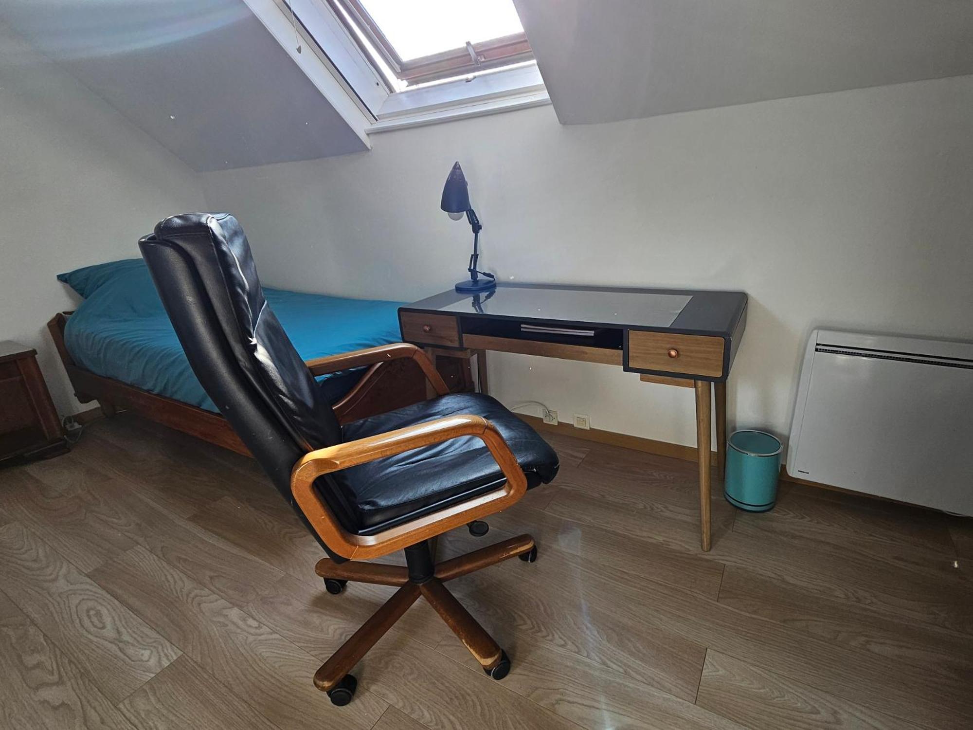 Spacious For Rent In